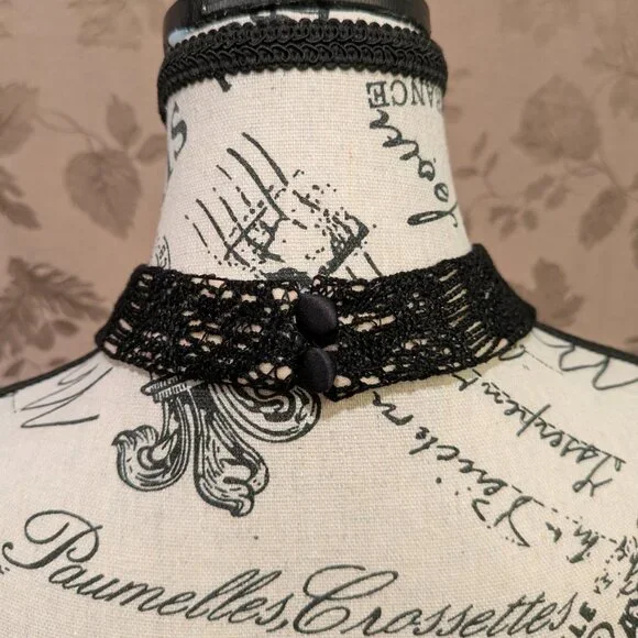 Maggy London Black Crochet Accent Halter Midi Dress, Size 10, New With Tags! - Picture 9 of 13